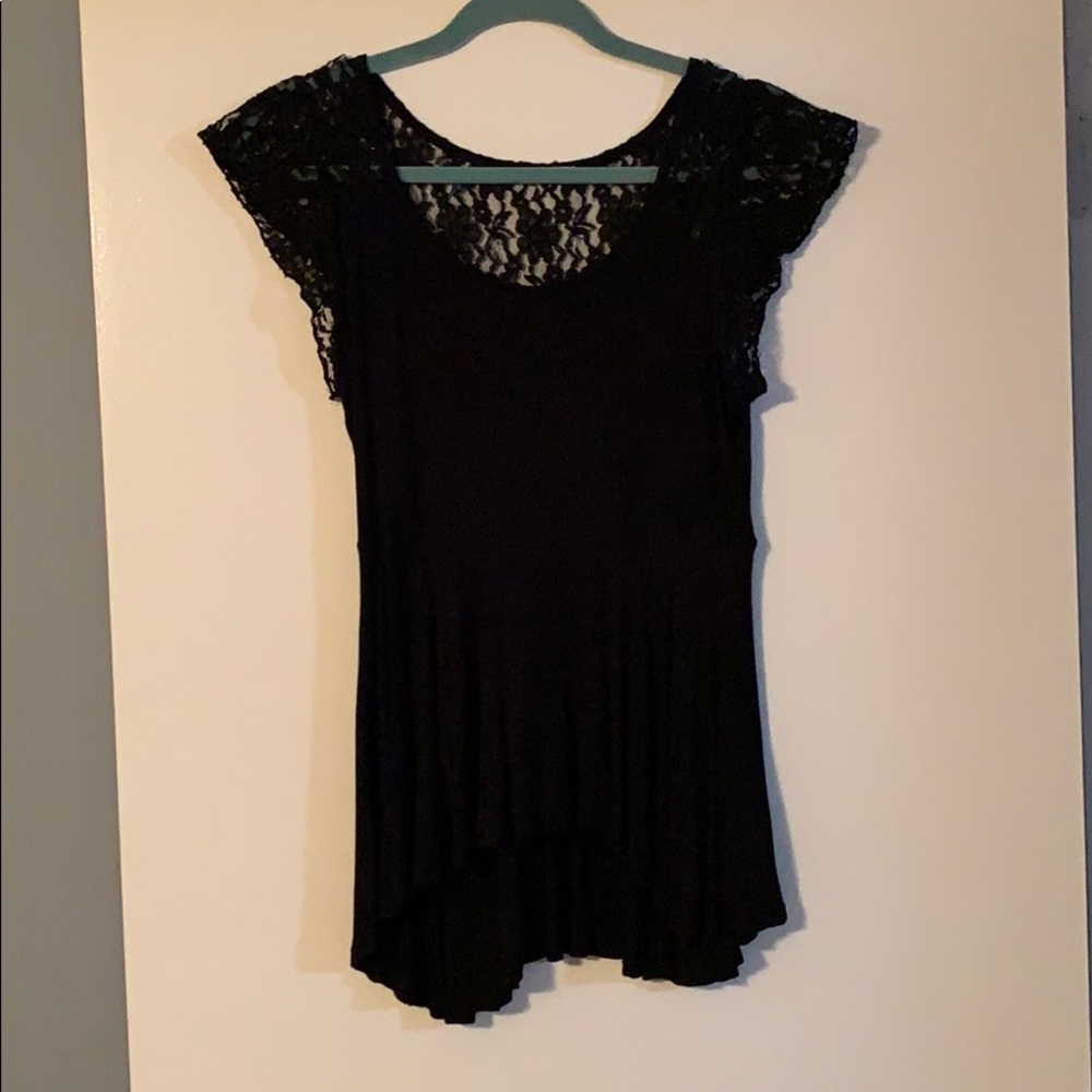 Lace sleeve and back blouse